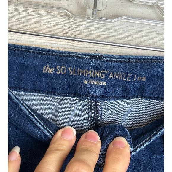 Chico’s Women’s S So Slimming Ankle Jeans Blue Denim Black Lace Sequin Cuff Zip - Picture 3 of 6